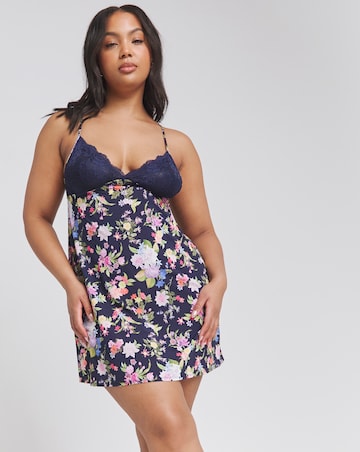 Dorina Curves Finley Chemise