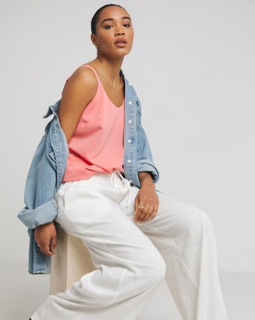 Coral Lightweight Scoop Neck Strappy Cami