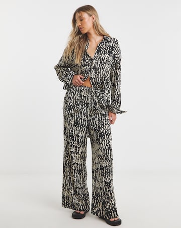 Simply Be Mono Print Crinkle Wide Leg Trousers