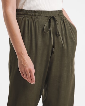Linen Mix Tapered Trouser