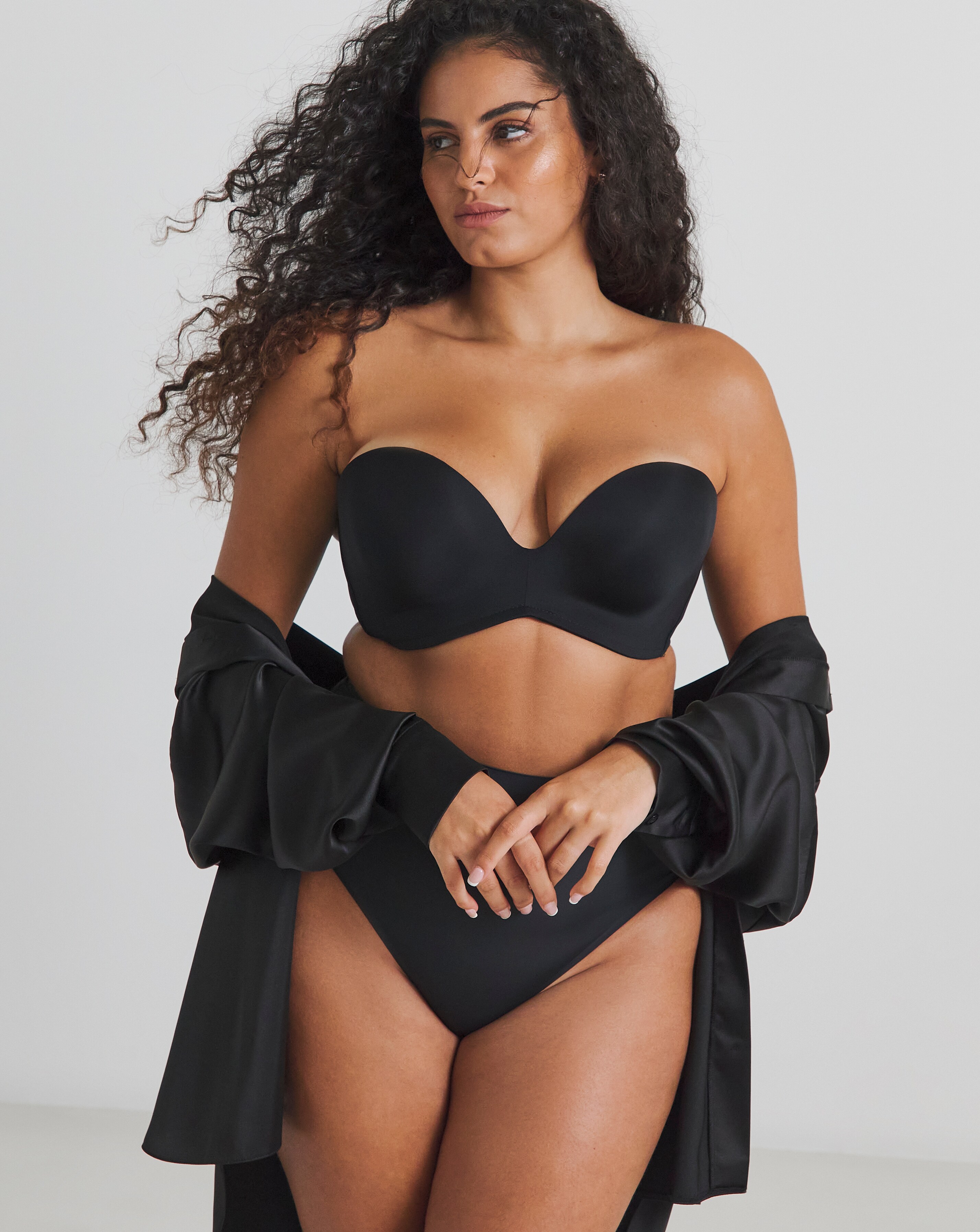 Wonderbra Ultimate Strapless Bra Black