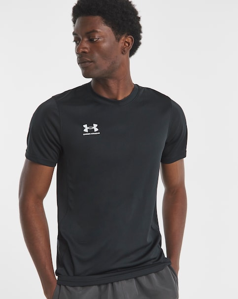 Under Armour Challenger Short Sleeve T-Shirt