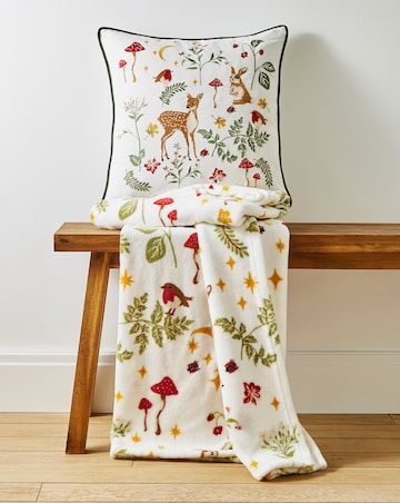 Woodland Animals Fleece Throw - Cream