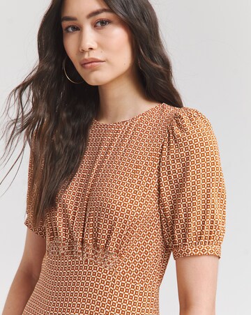 Nobody's Child Brown Geometric Print Puff Sleeve Bonnie Midi Dress