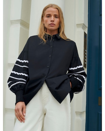 Ro&Zo Black Trim Insert Sleeve Blouse