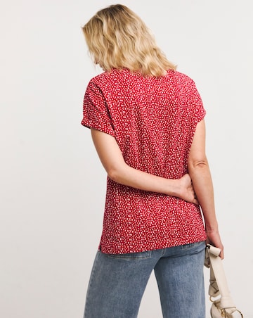 Red Spot V-Neck Short Sleeve T-Shirt