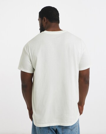 Levi's Short Sleeve Relaxed Fit Logo T-Shirt - White
