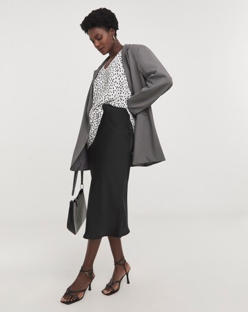 Spot V Neck Plisse Longline Top