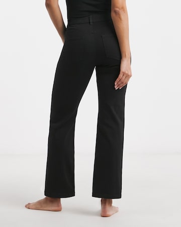 Black 24/7 Stretch Straight Leg Jeans