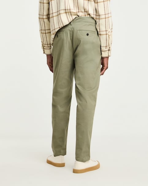 Loose Fit Chino