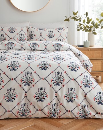 Evelyn Floral Tile Duevt Cover Set