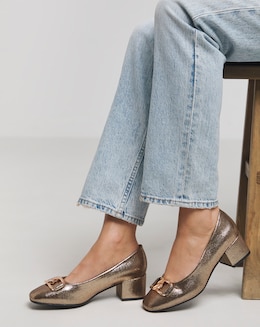 Heavenly Soles April Low Heel Trim Court Shoe - Wide Fit (E)