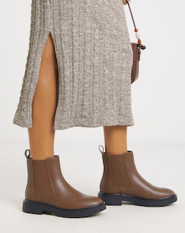 Arya Classic Chelsea Boots - Extra Wide Fit (EEE)
