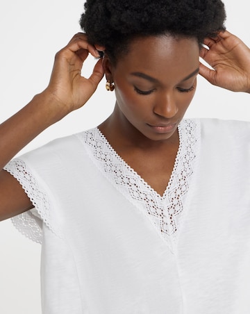 Bubble Hem Lace Trim Top