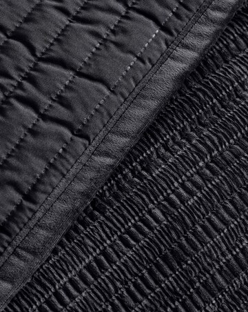 Catherine Lansfield Velvet Pinsonic Bedspread