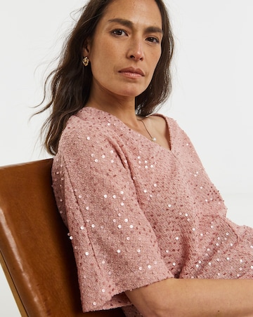 Textured Sequin V-Neck Short Sleeve Top