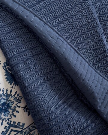 Catherine Lansfield Velvet Pinsonic Bedspread