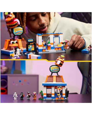 LEGO Fortnite Durrr Burger Restaurant Video Game Toy for Kids 77076