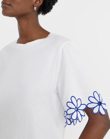 Embroidered Flower Sleeve Longline T-Shirt