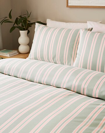 Pencil Stripe Duvet Set