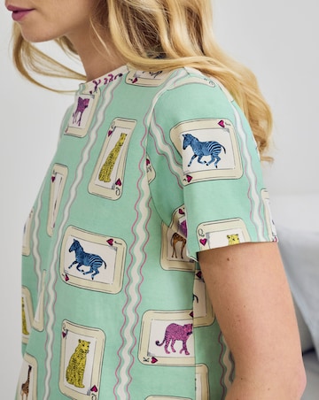 Chelsea Peers Organic Cotton Crew Neck TShirt & Capri Bottoms Pyjama Set