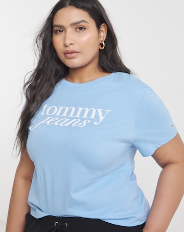 Tommy Jeans Slim Essential Logo Tee