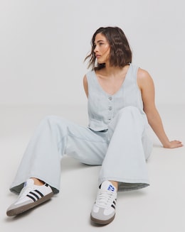 Bleach Wash 00s Extreme Wide Leg Jeans