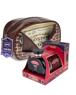 Harry Potter Mens Gift Set - Washbag, Body Wash &amp; Socks