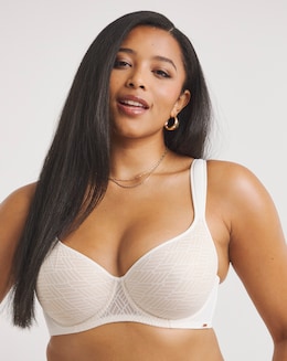 Dorina Curves Leila Moulded Cup Wired Spacer Bra