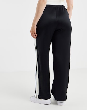 adidas 3 stripe Stadium Track Pant
