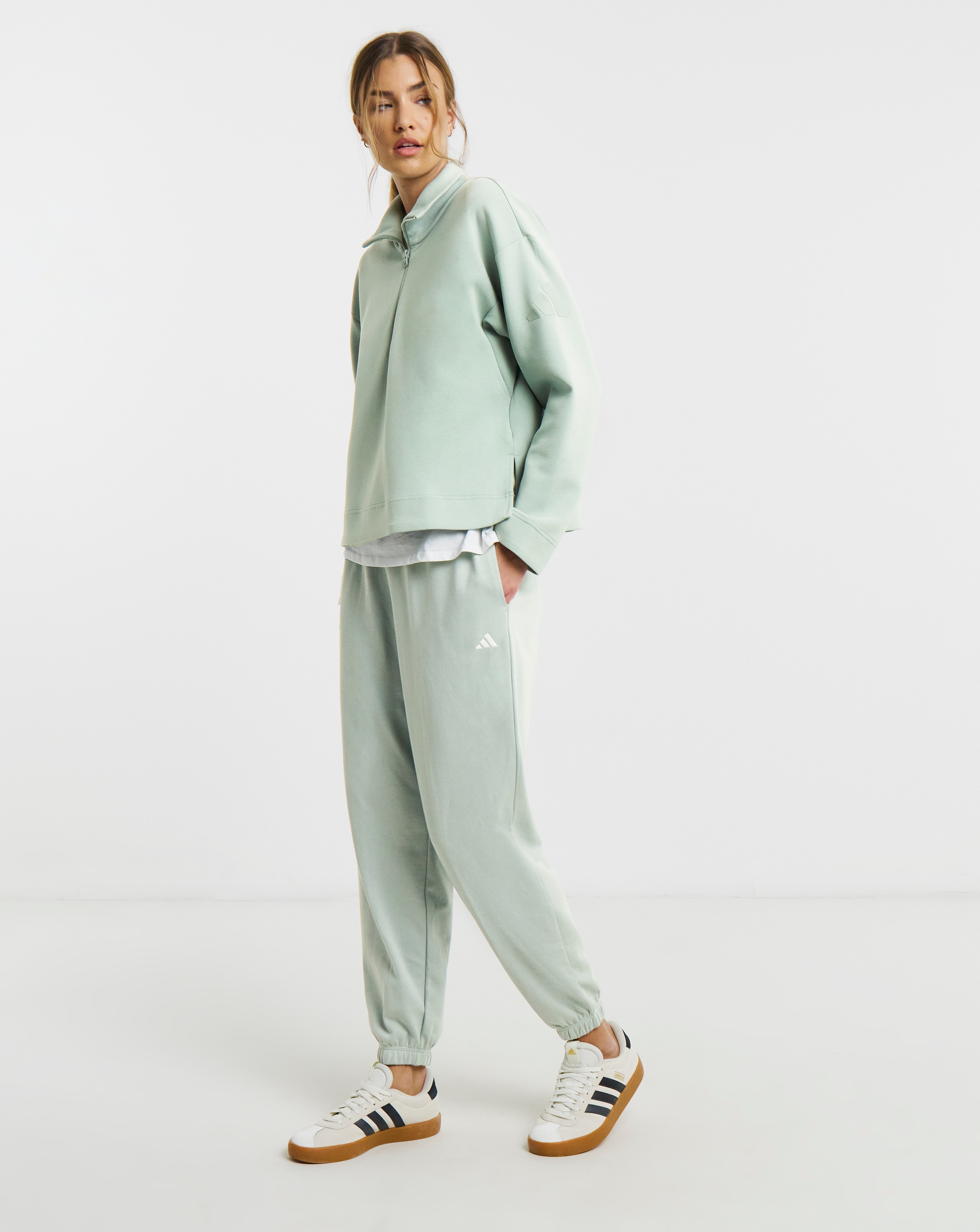 New In - Adidas Fleece Jogger