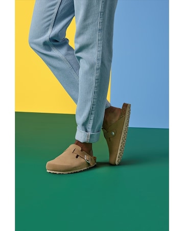 Hush Puppies Bailey Closed Toe Mule