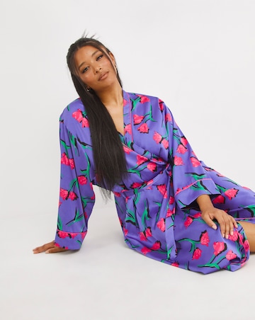 Nobodys Child Satin Long Sleeve Robe