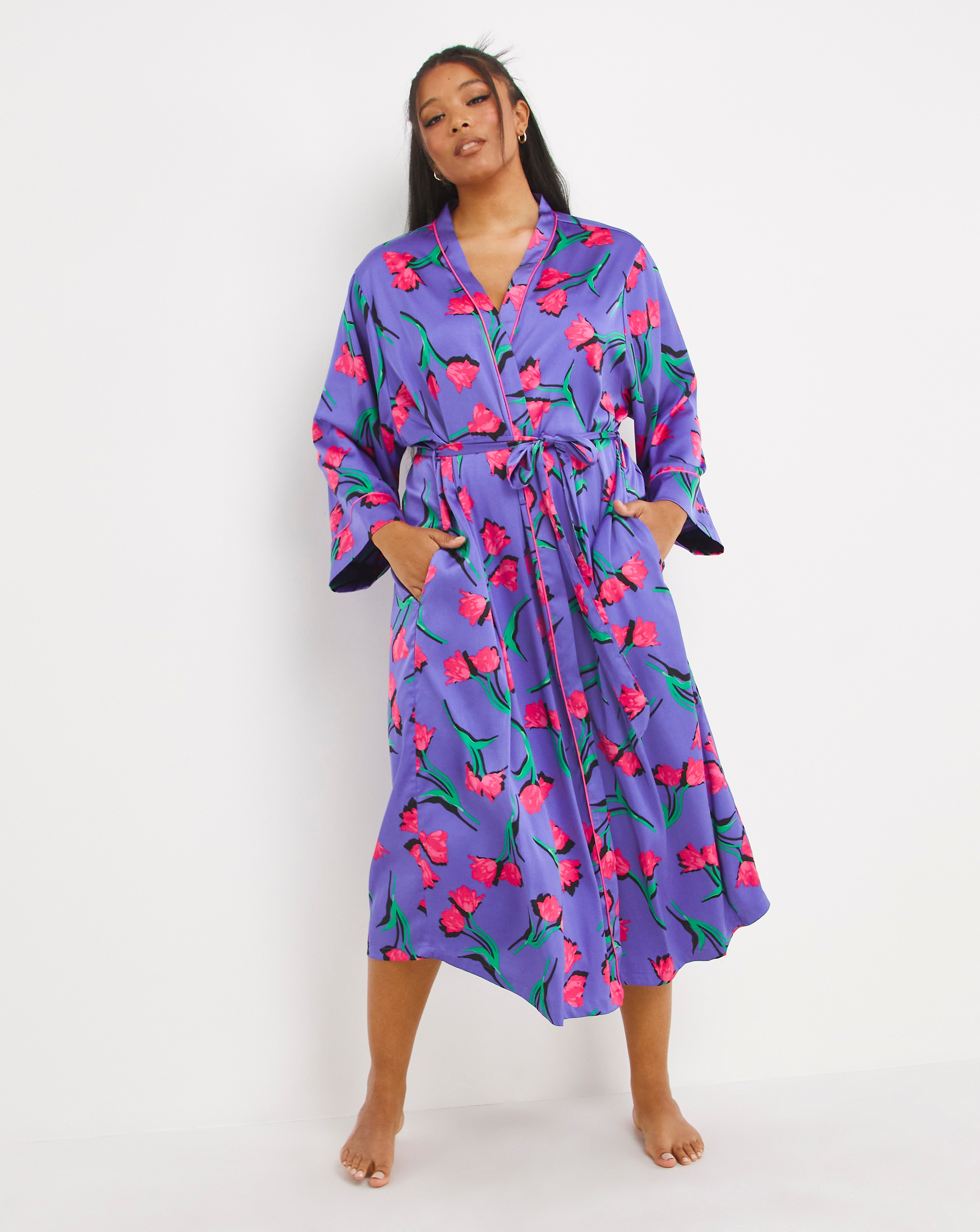 Nobodys Child Satin Long Sleeve Robe