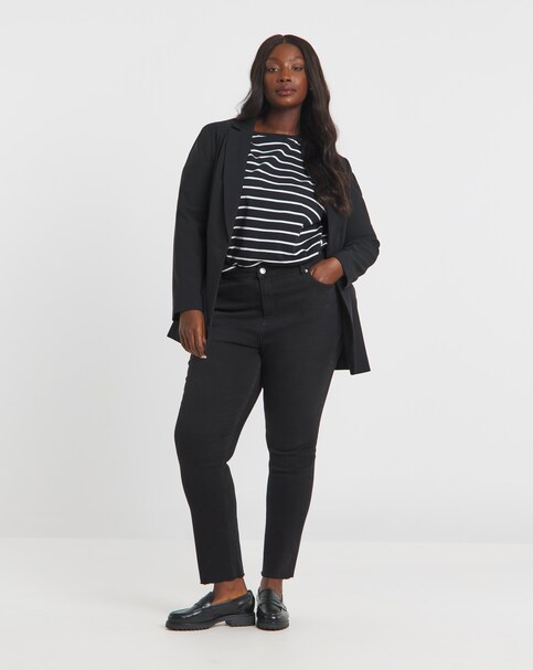 SBE Black Ankle Grazer Jeans