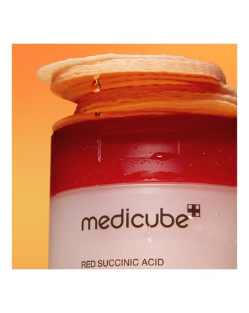 Medicube Red Succinic Acid Peeling Pads 70 Pads