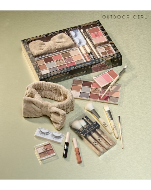 New In - Outdoor Girl Beauty Blockbuster set