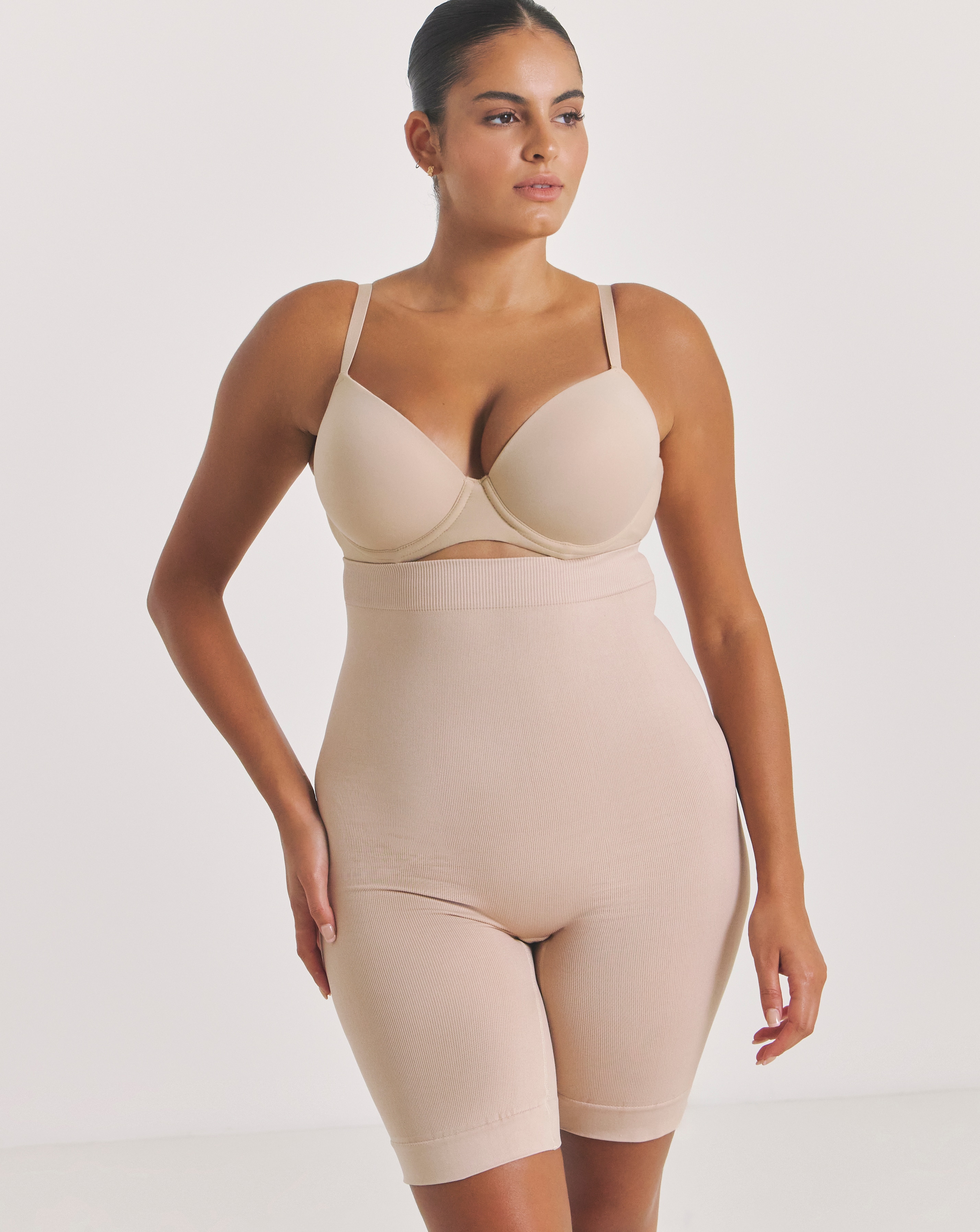 Medium Control Seamfree Thighshaper