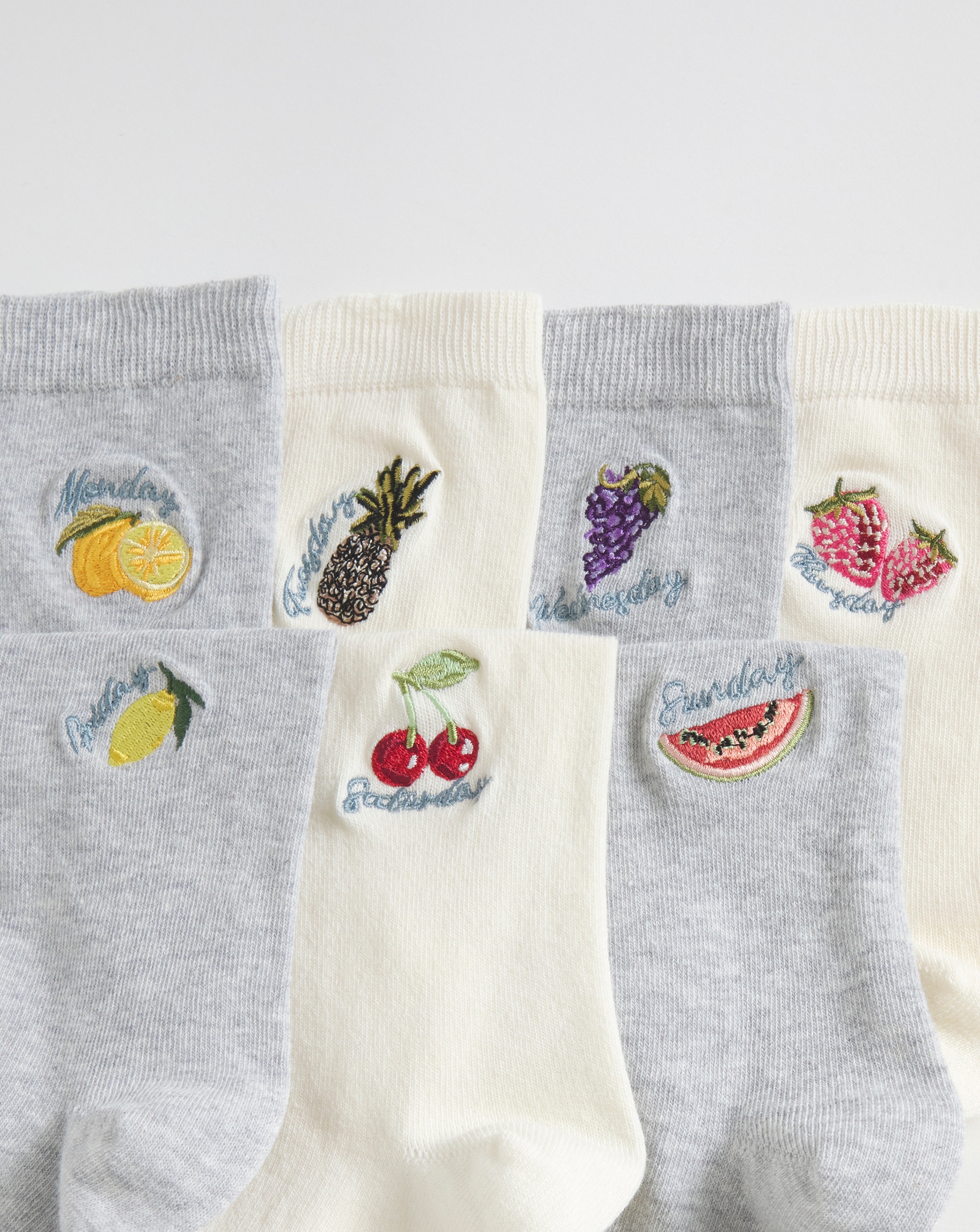 7 Pack Embroidery Ankle Socks Wide Fit