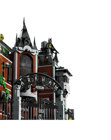 LEGO Super Heroes  Arkham Asylum - 76300