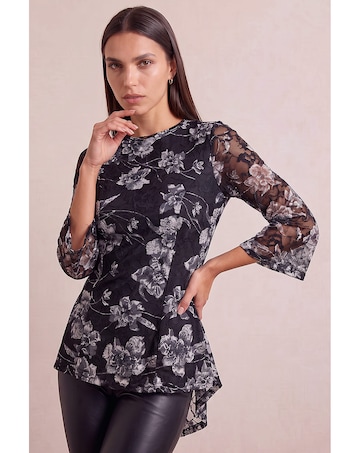 Roman Floral Lace Stretch Top