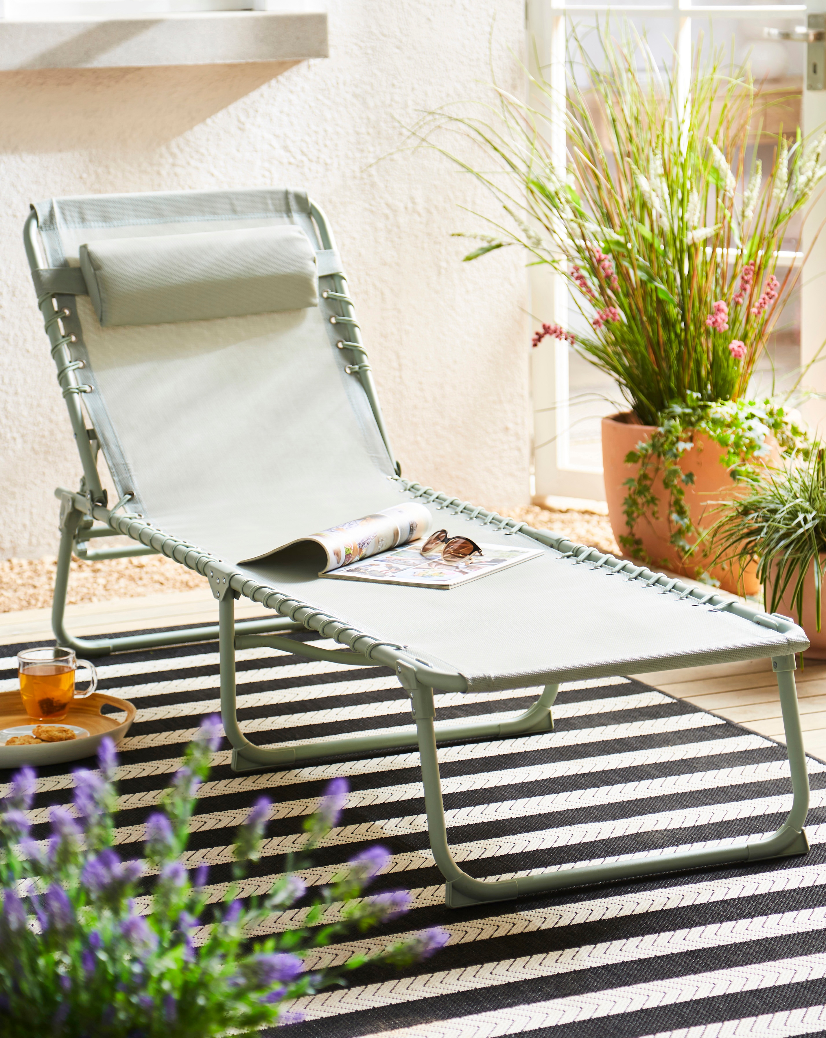 Pair of Zero Gravity Sunloungers