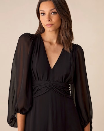 Ro&Zo Black Ruched Waist Maxi Dress