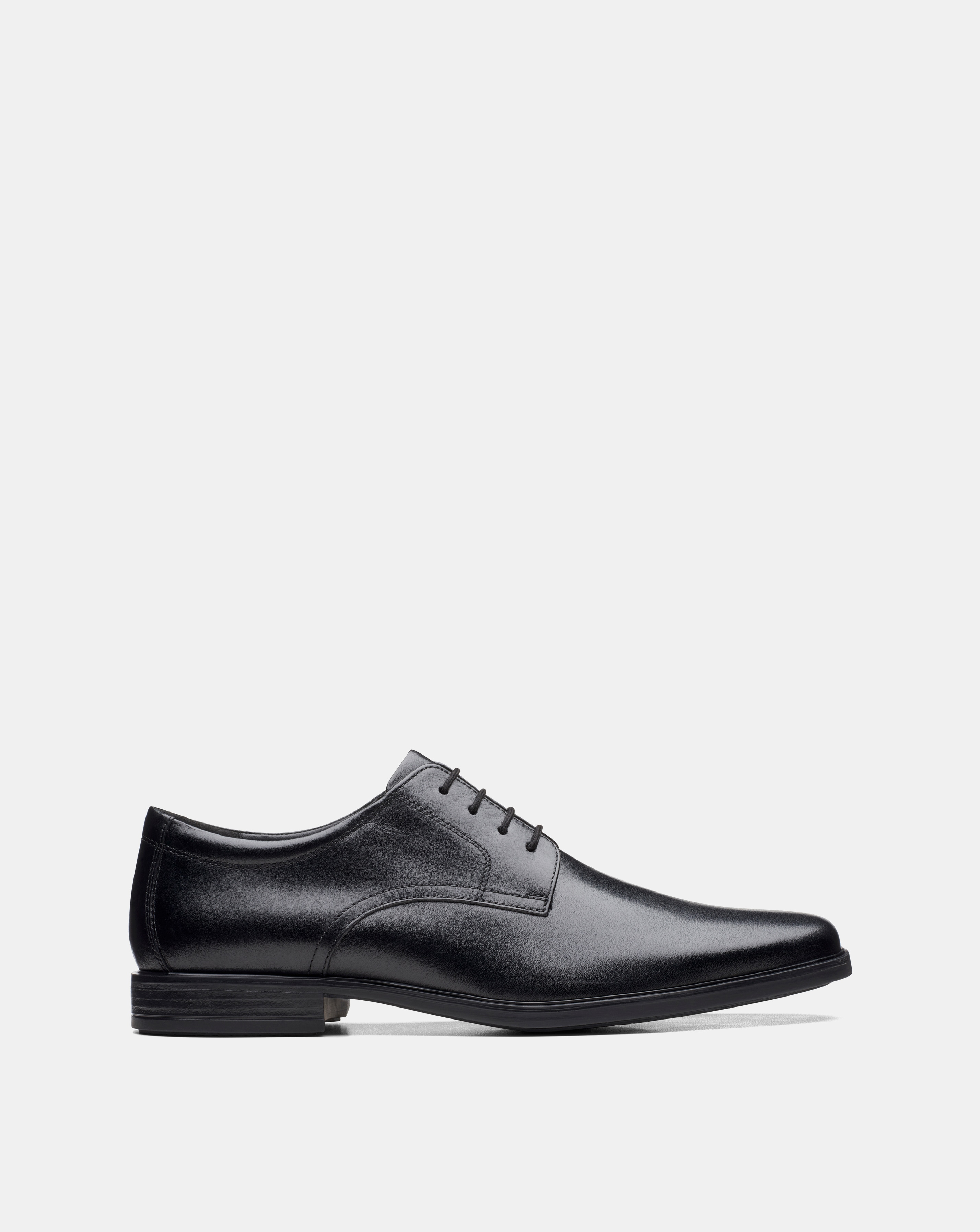 New In - Clarks Howard Walk Shoes