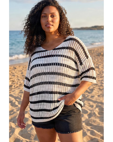 Roman Curve Crochet Knitted Top
