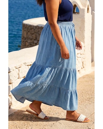 Roman Curve Tiered Woven Maxi Skirt