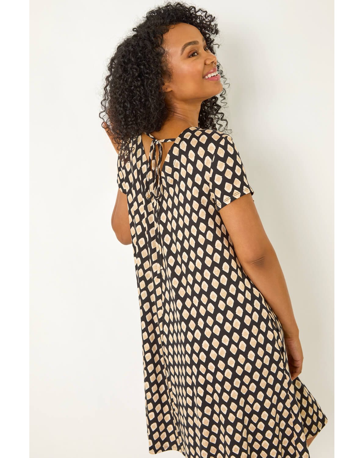 New In - Roman Petite V-Neck Swing Pocket Dress