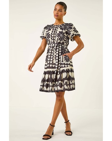 Roman Floral Heart Pleated Dress