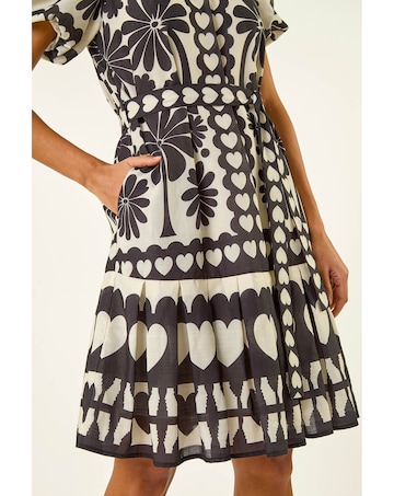 Roman Floral Heart Pleated Dress