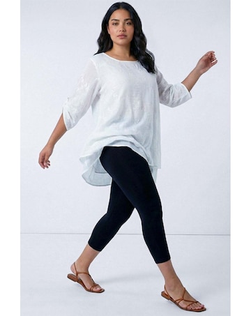 Roman Curve Plain Cropped Leggings